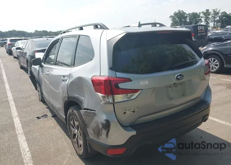 2023 Subaru Forester Premium z USA, uszkodzony, nr VIN JF2SKAEC9PH457527